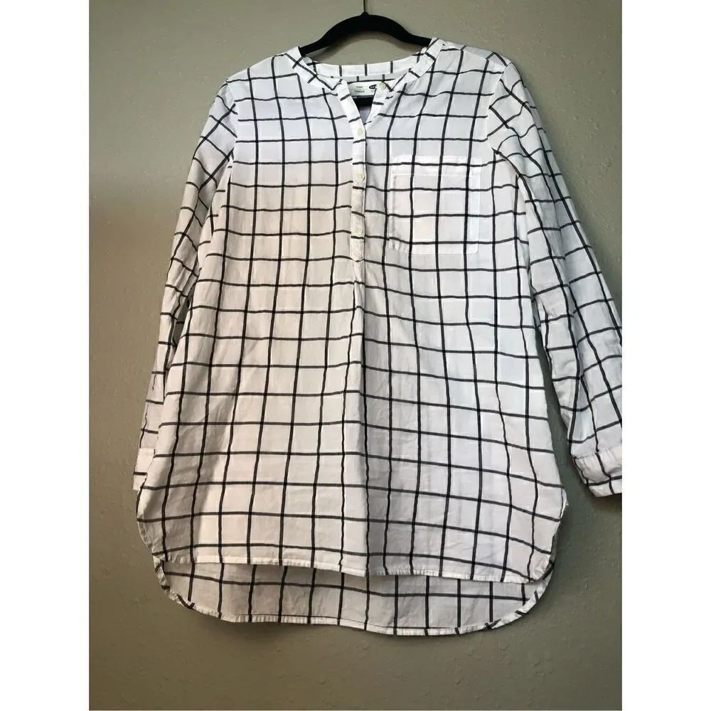 Old Navy White Plaid Half Botton Tunic Size M